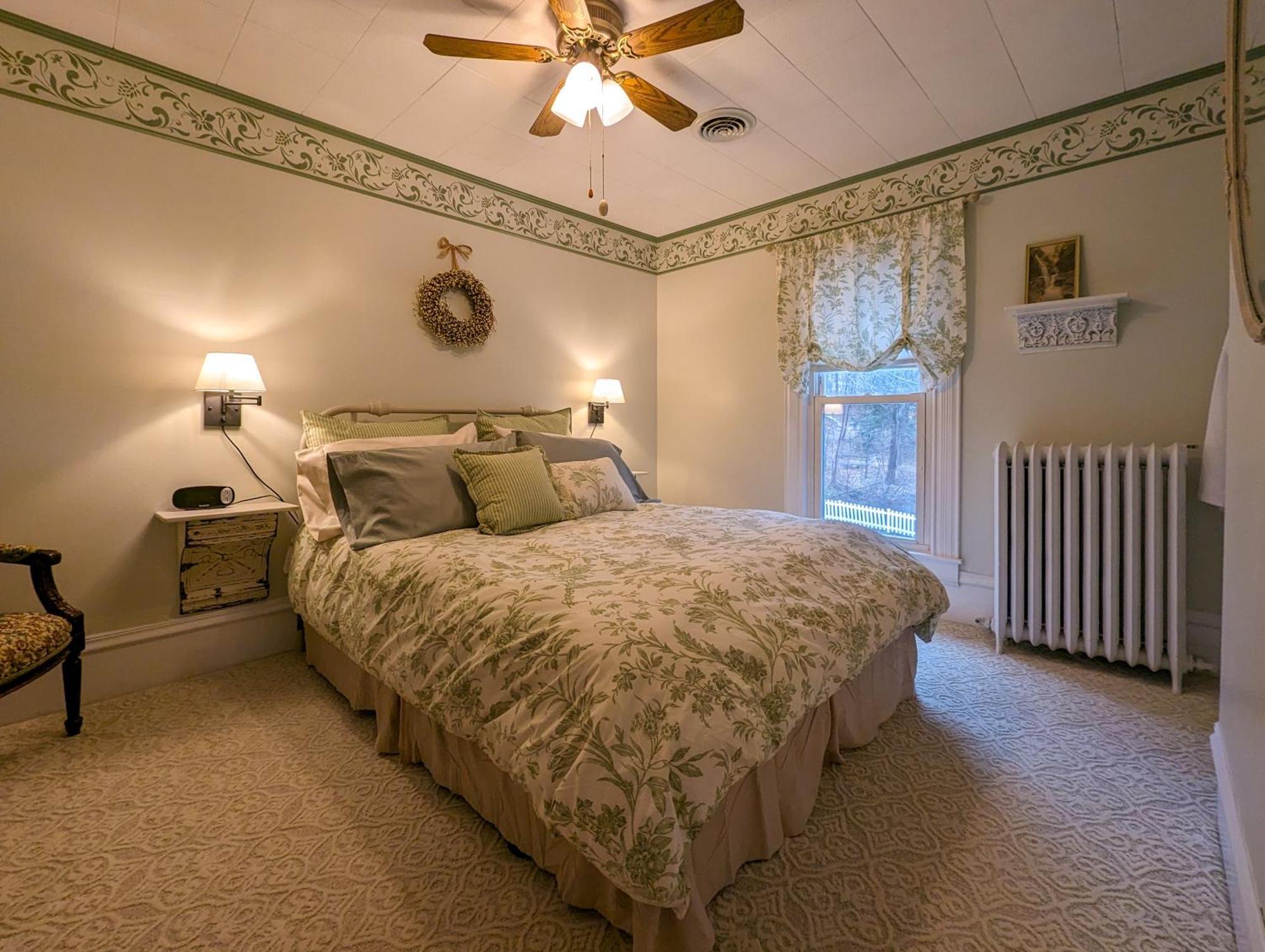 Hudson Manor Bed & Breakfast Watkins Glen Extérieur photo