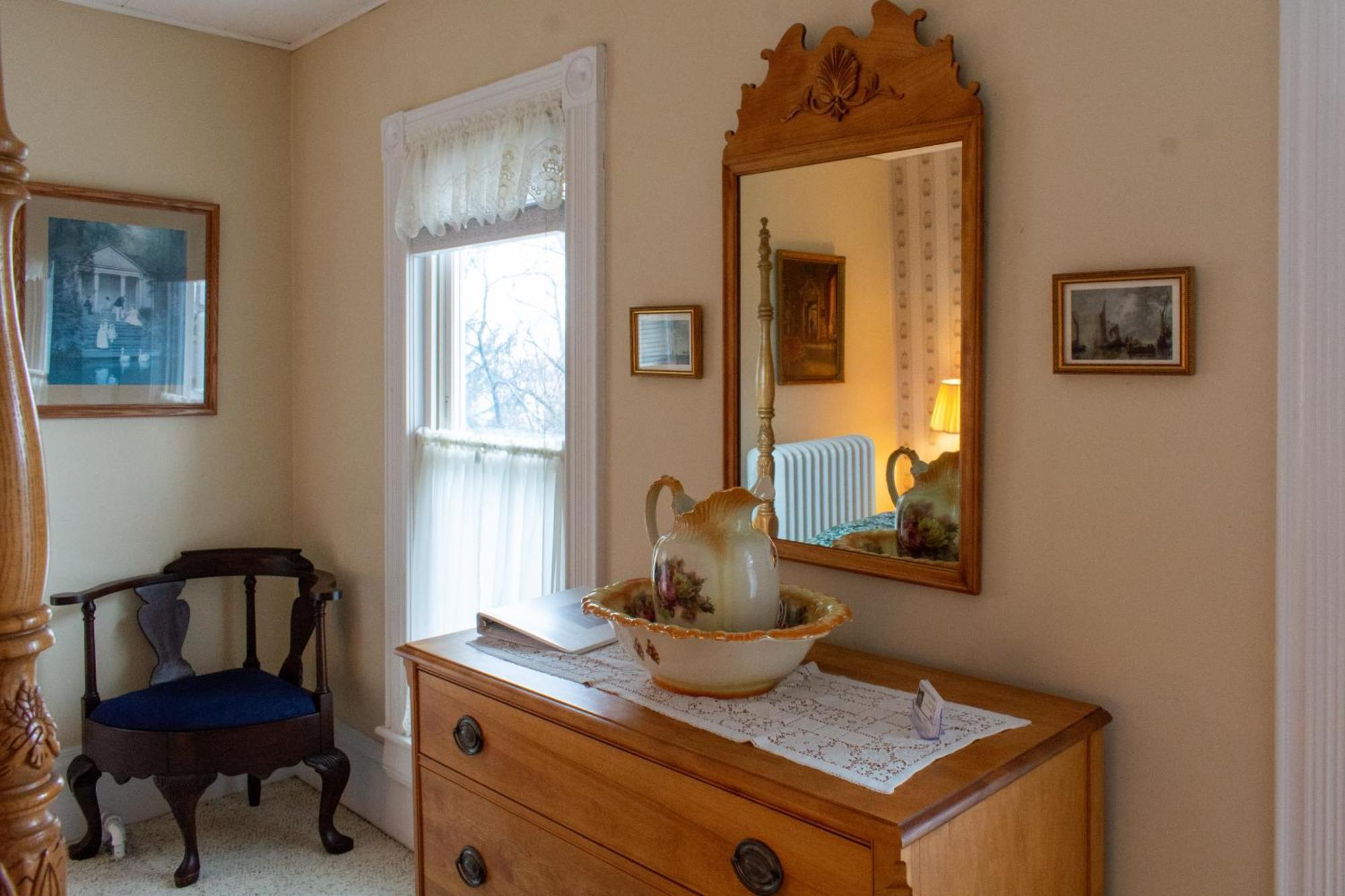 Hudson Manor Bed & Breakfast Watkins Glen Extérieur photo