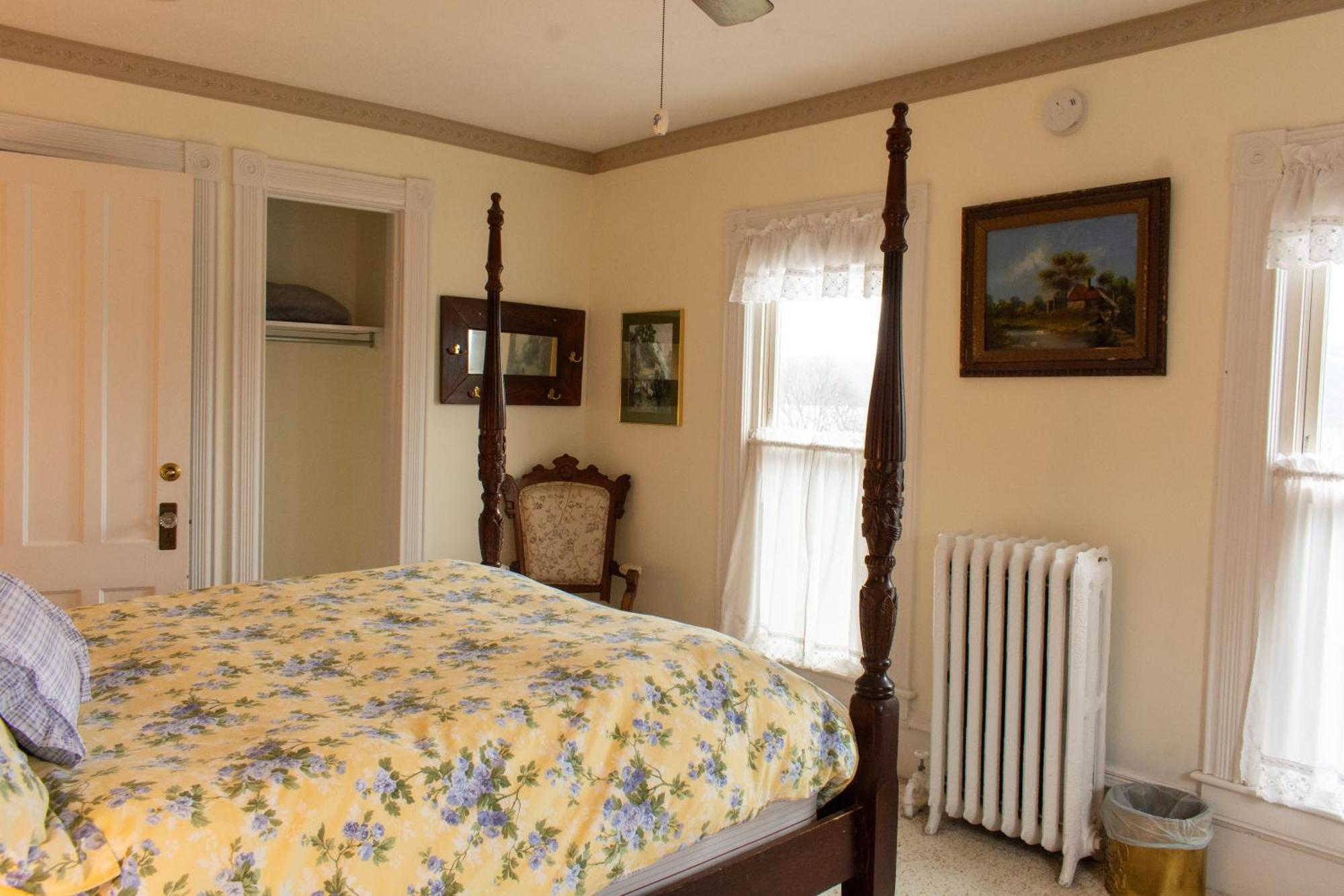 Hudson Manor Bed & Breakfast Watkins Glen Extérieur photo