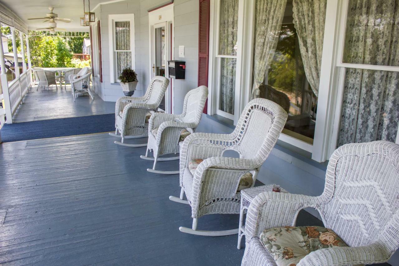Hudson Manor Bed & Breakfast Watkins Glen Extérieur photo